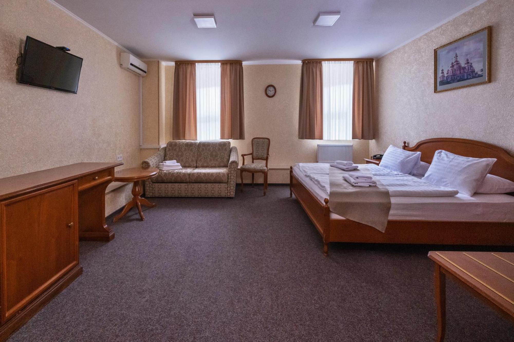 Hotel Express Корпус 2 キエフ エクステリア 写真