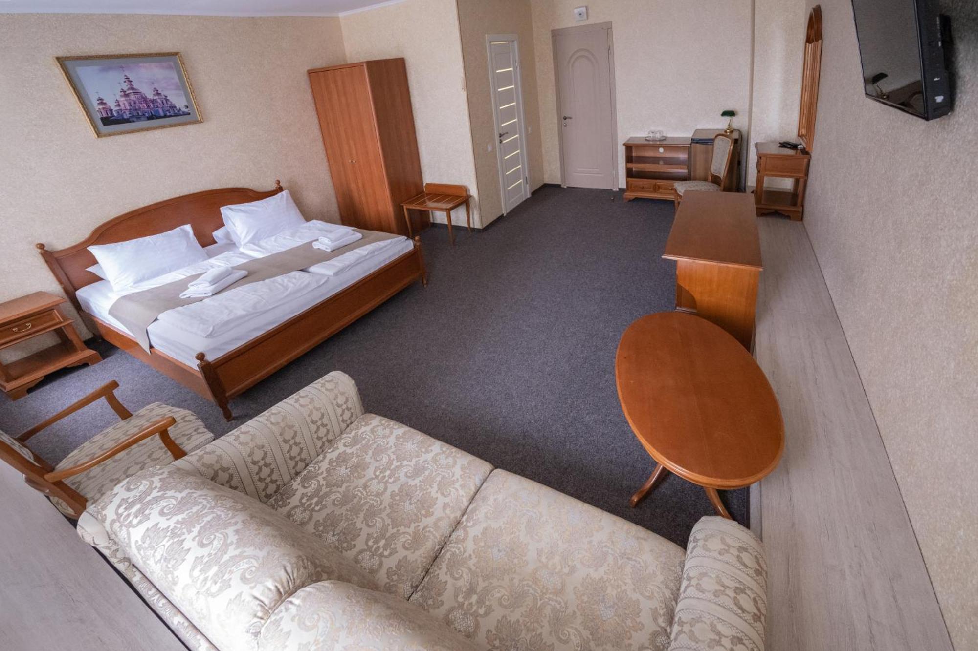 Hotel Express Корпус 2 キエフ エクステリア 写真