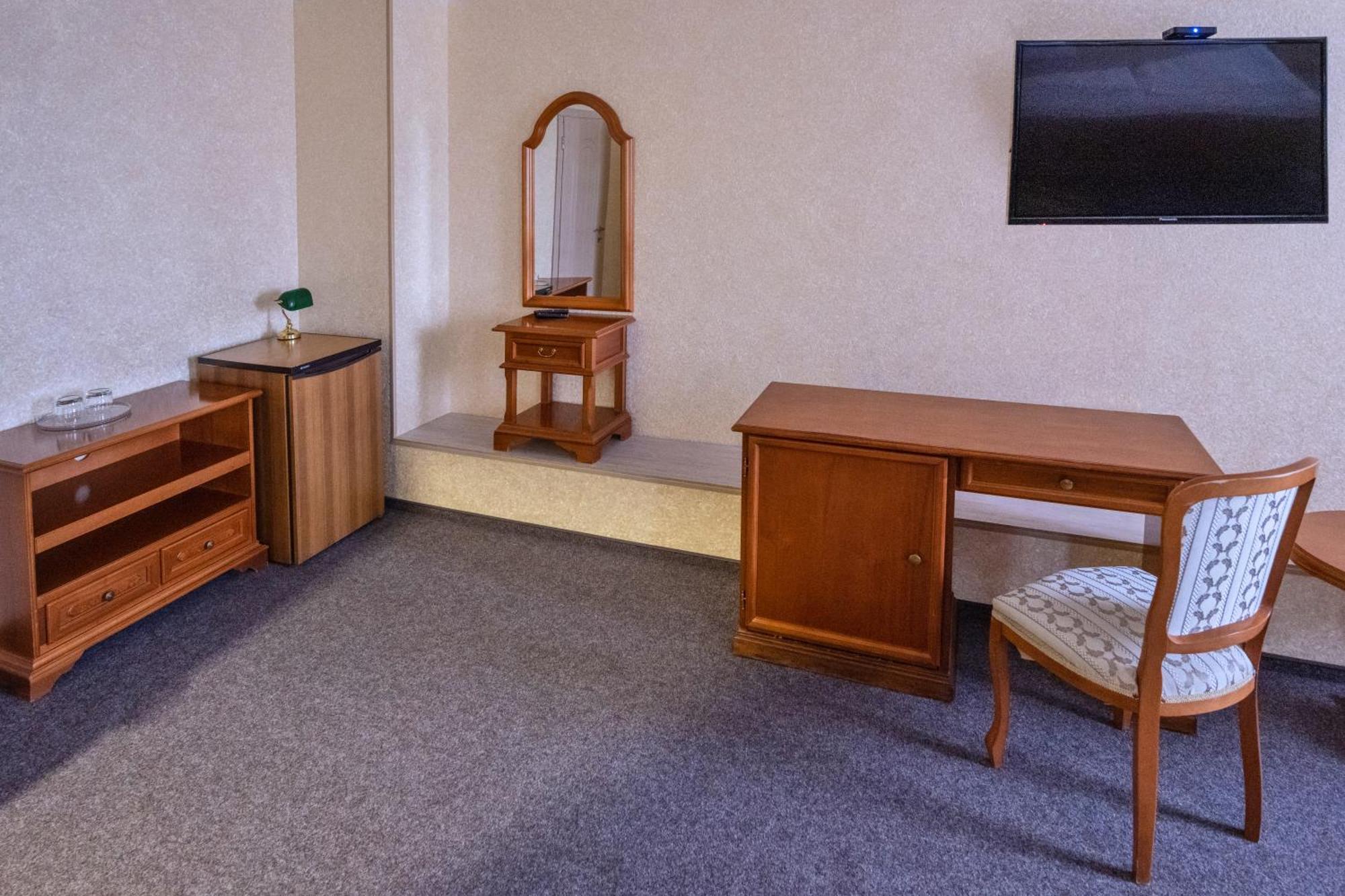 Hotel Express Корпус 2 キエフ エクステリア 写真