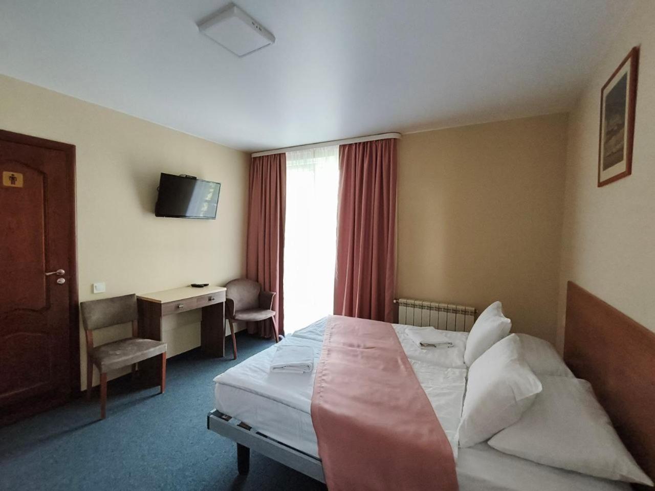 Hotel Express Корпус 2 キエフ エクステリア 写真